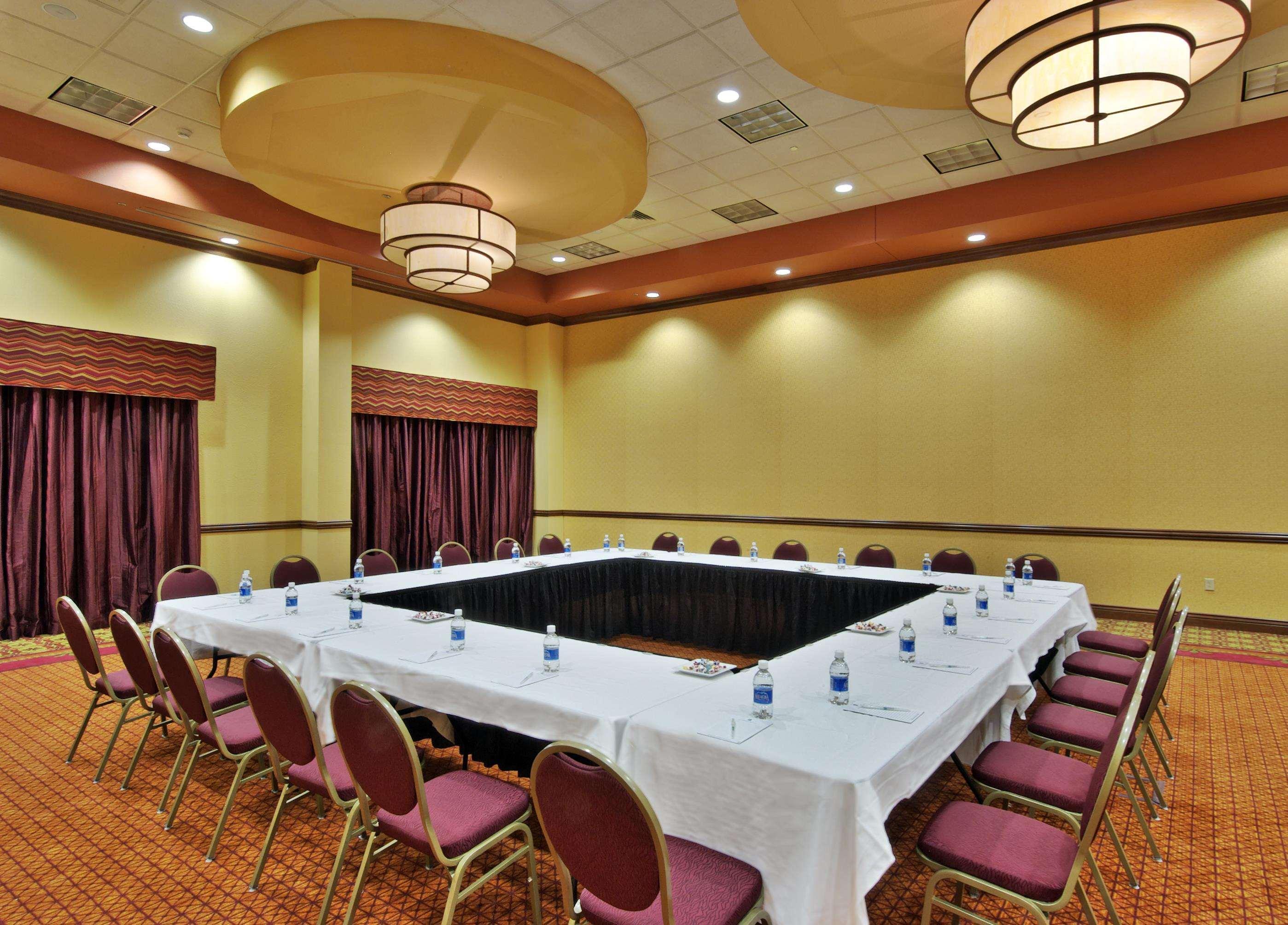 Embassy Suites Omaha- La Vista/ Hotel & Conference Center Faciliteiten foto