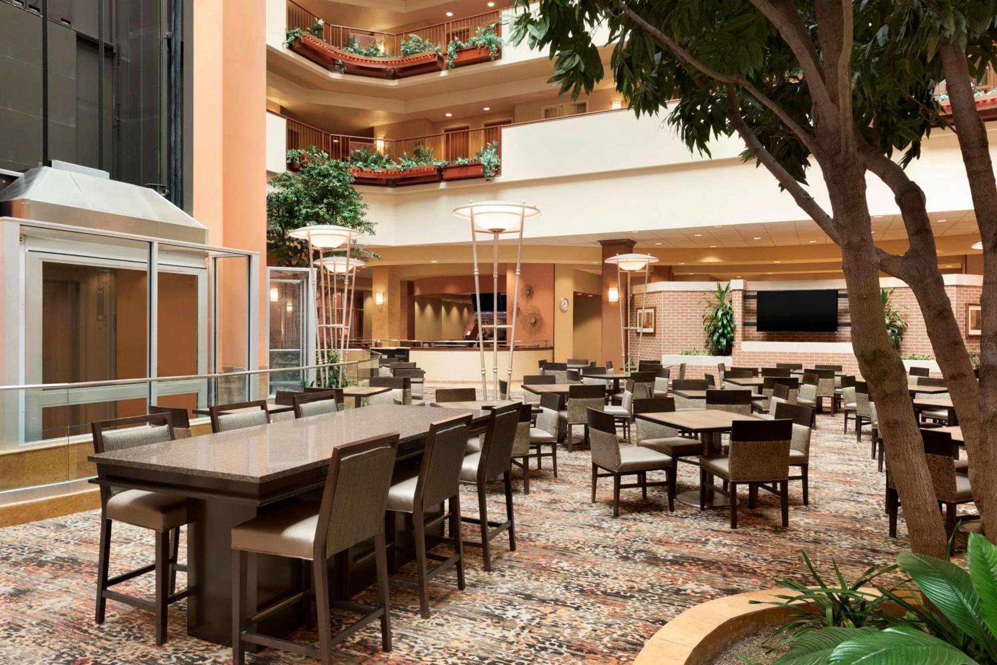 Embassy Suites Omaha- La Vista/ Hotel & Conference Center Buitenkant foto